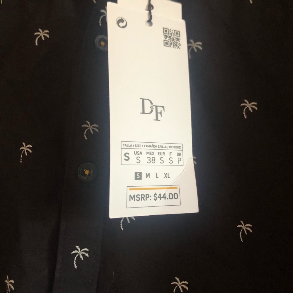 Men’s patterned button down - Picture 4 of 4